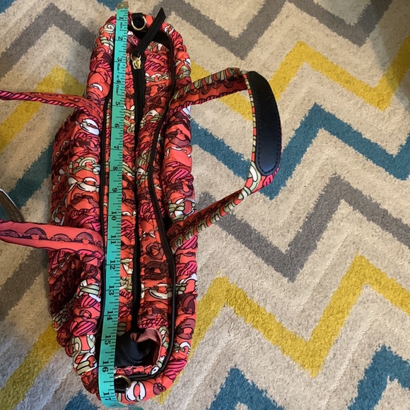 Sondra Roberts Women’s Large Squared Red Handbag - Picture 15 of 15